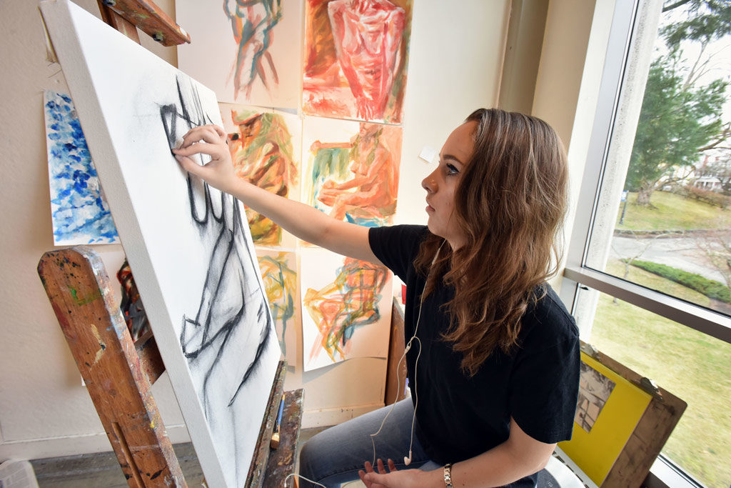 BA Degree, Major and Minor in Studio Art - Wheaton College Massachusetts