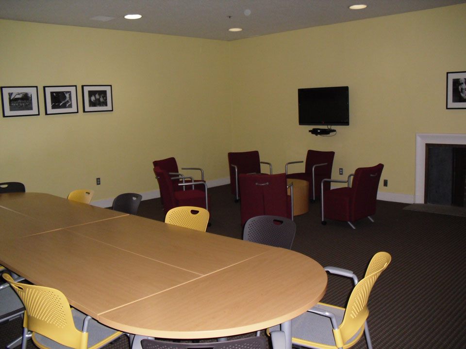 Balfour-Hood Campus Center, New Yellow Parlor, a small meeting or gathering space with media.