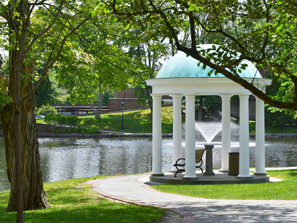 Commencement - Wheaton College Massachusetts