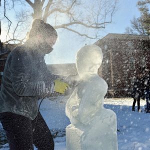 Ice sculpture