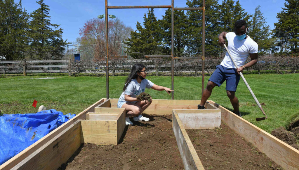 Garden for Incarcerated Mothers