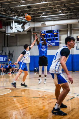 Wheaton men's basketball alumni